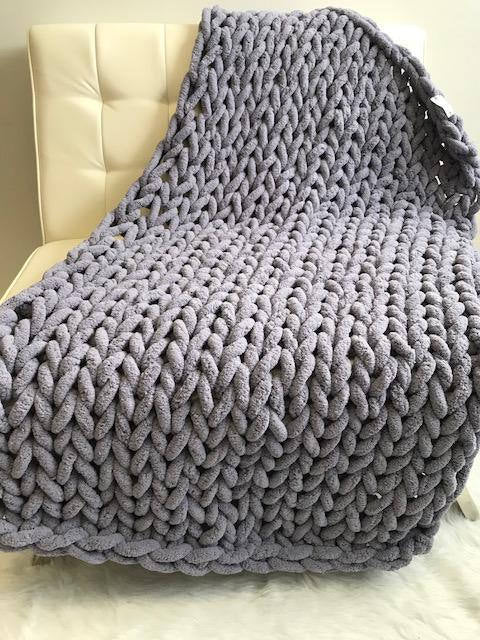 Handmade Ultra-Cozy Chunky Blanket | Perfect for Winter & Relaxing