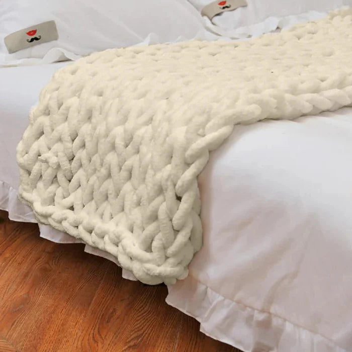Handmade Ultra-Cozy Chunky Blanket | Perfect for Winter & Relaxing