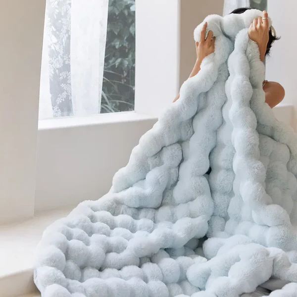 Ultra-Cozy Rabbit Fur Blanket | Perfect for Cold Nights