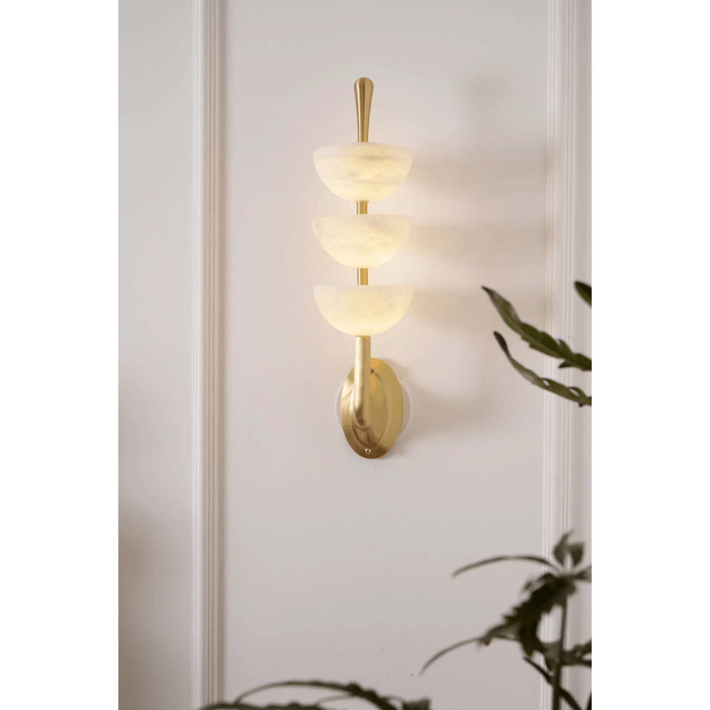 Alabaster Charm Wall Light