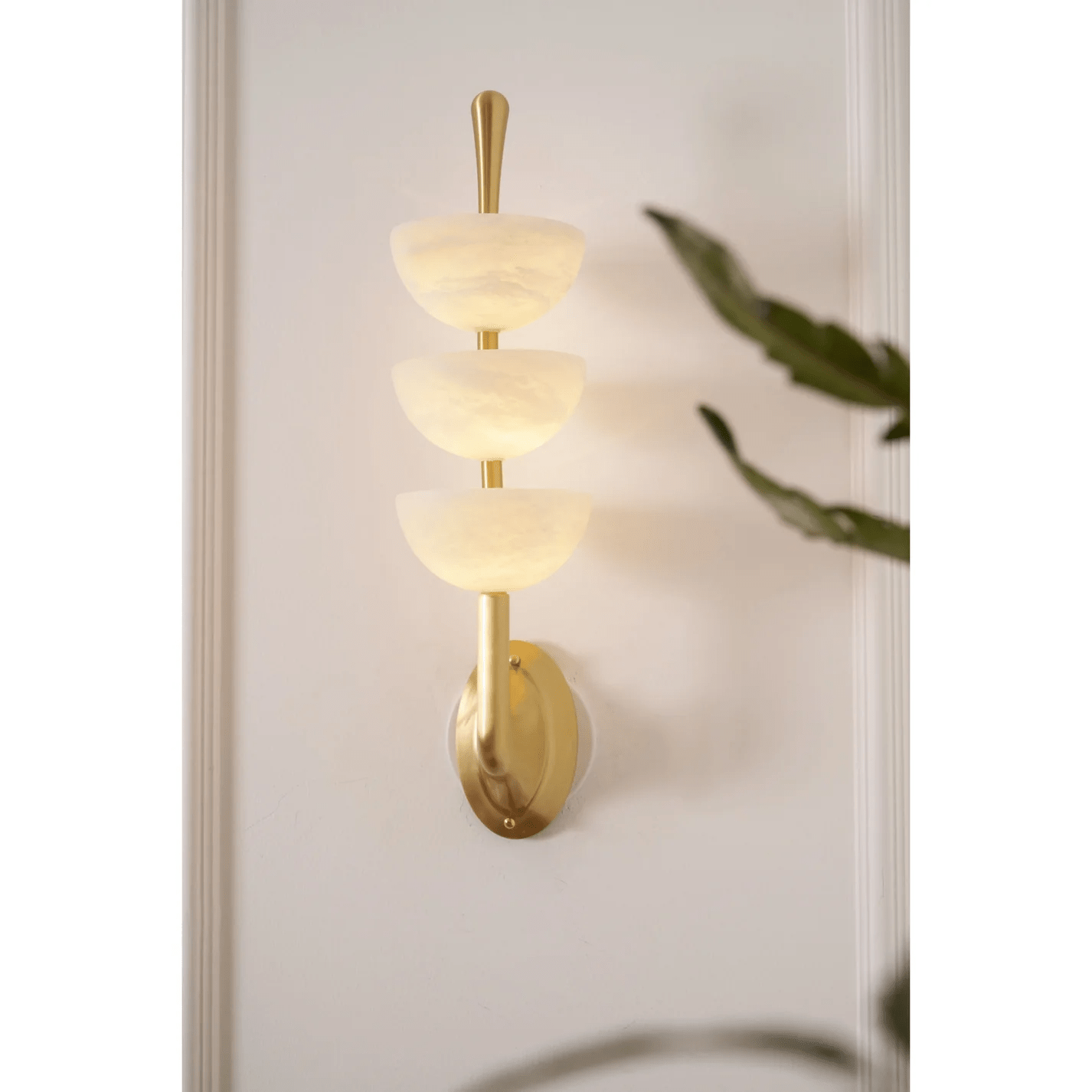 Alabaster Charm Wall Light