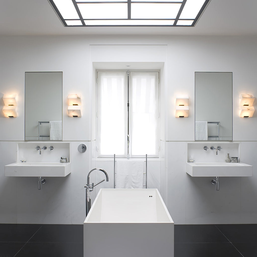 Alba Sculpt Wall Light