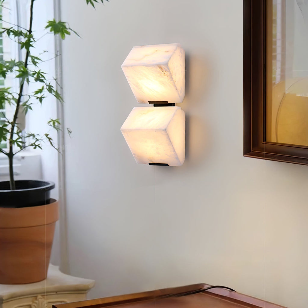 Alba Sculpt Wall Light