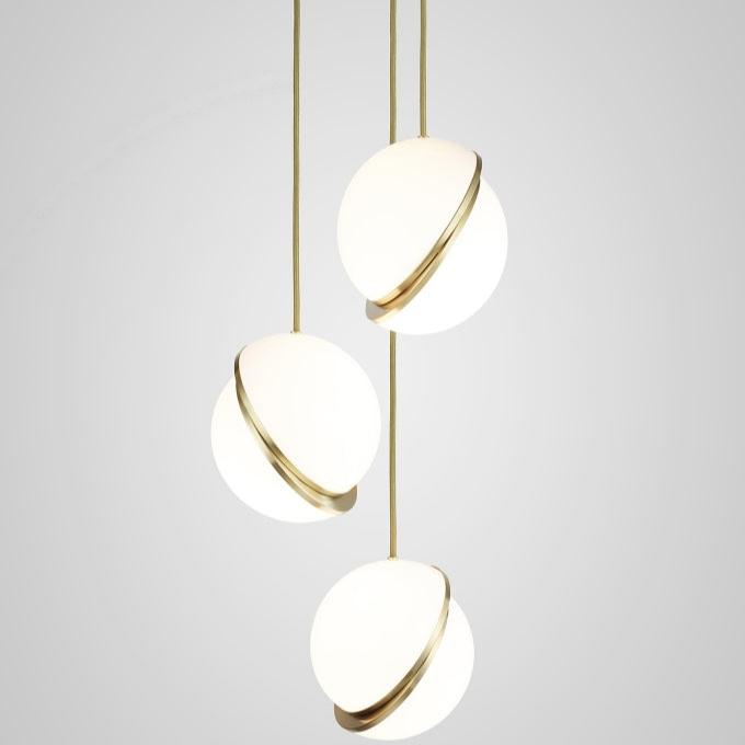 Seluna Crescent Pendant | Modern Lunar-Inspired Lighti