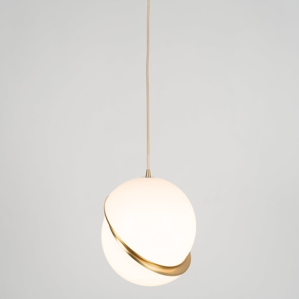 Seluna Crescent Pendant | Modern Lunar-Inspired Lighti