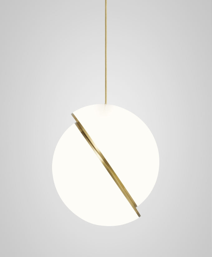 Seluna Crescent Pendant | Modern Lunar-Inspired Lighti