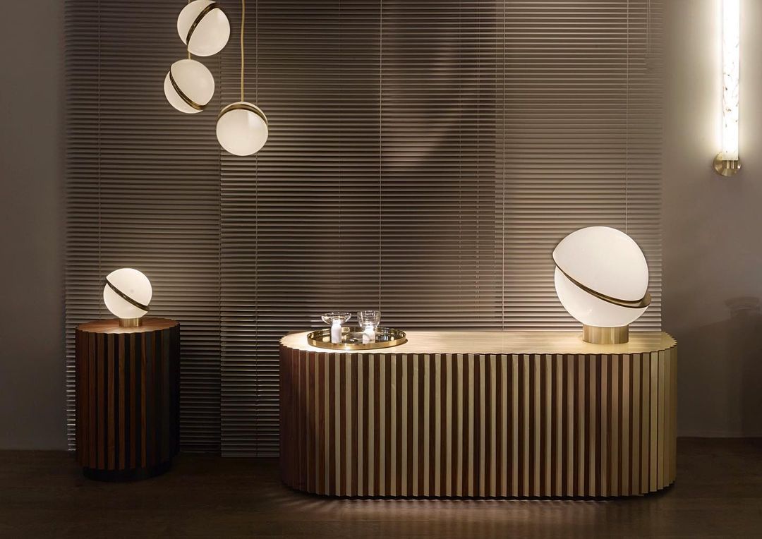 Seluna Crescent Pendant | Modern Lunar-Inspired Lighti