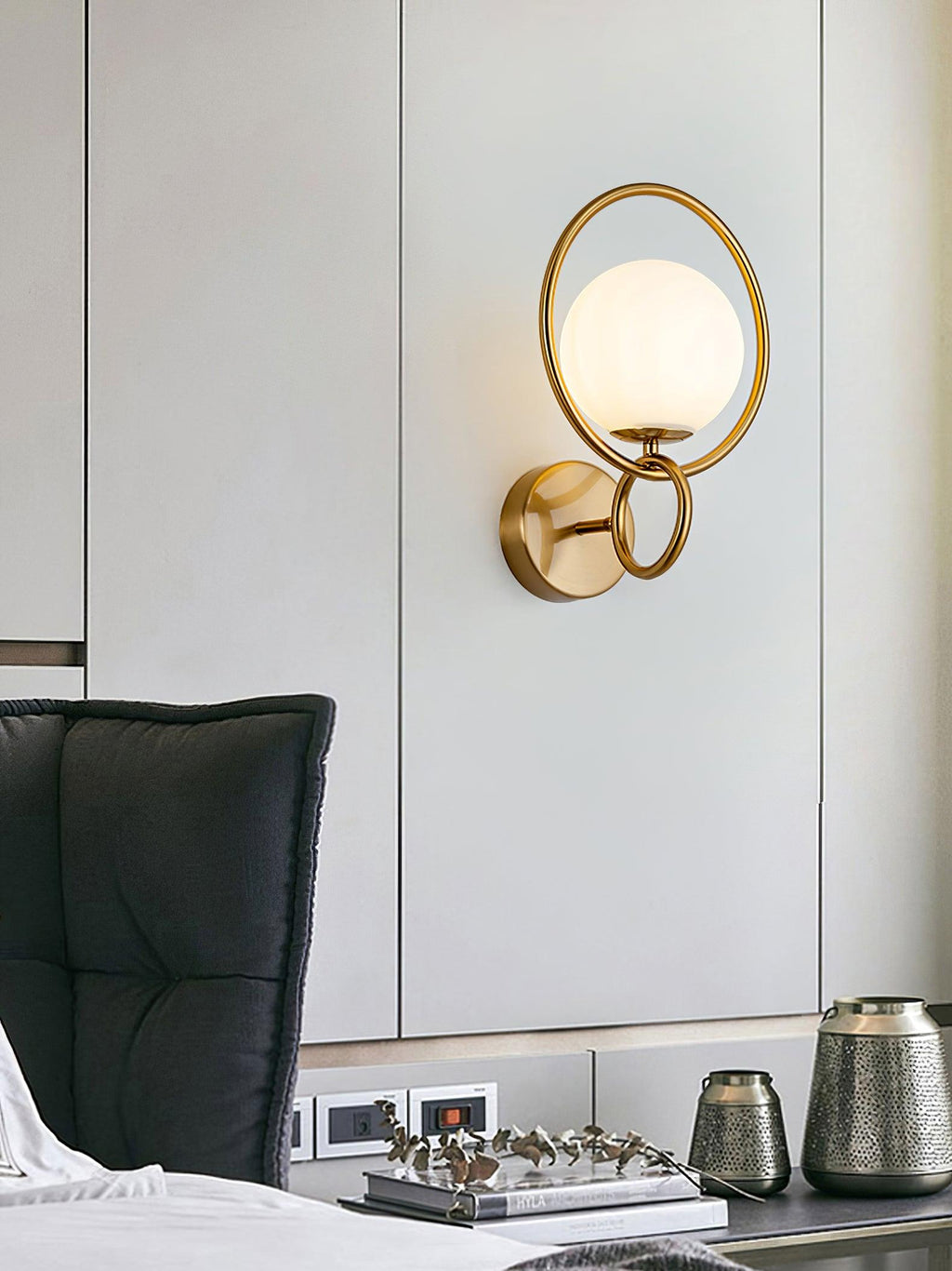 Aviora Glass Wall Light