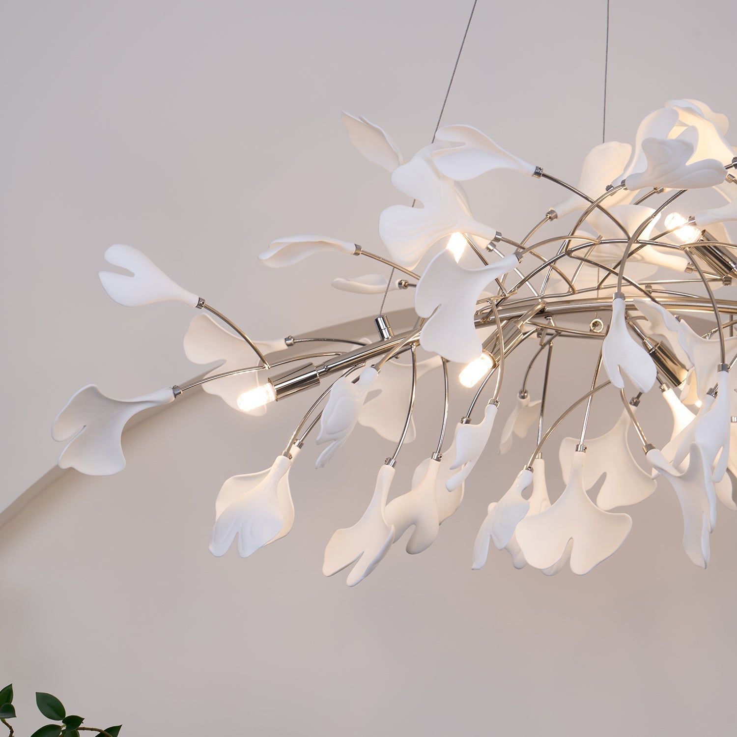 Arboré Ceramic Chandelier