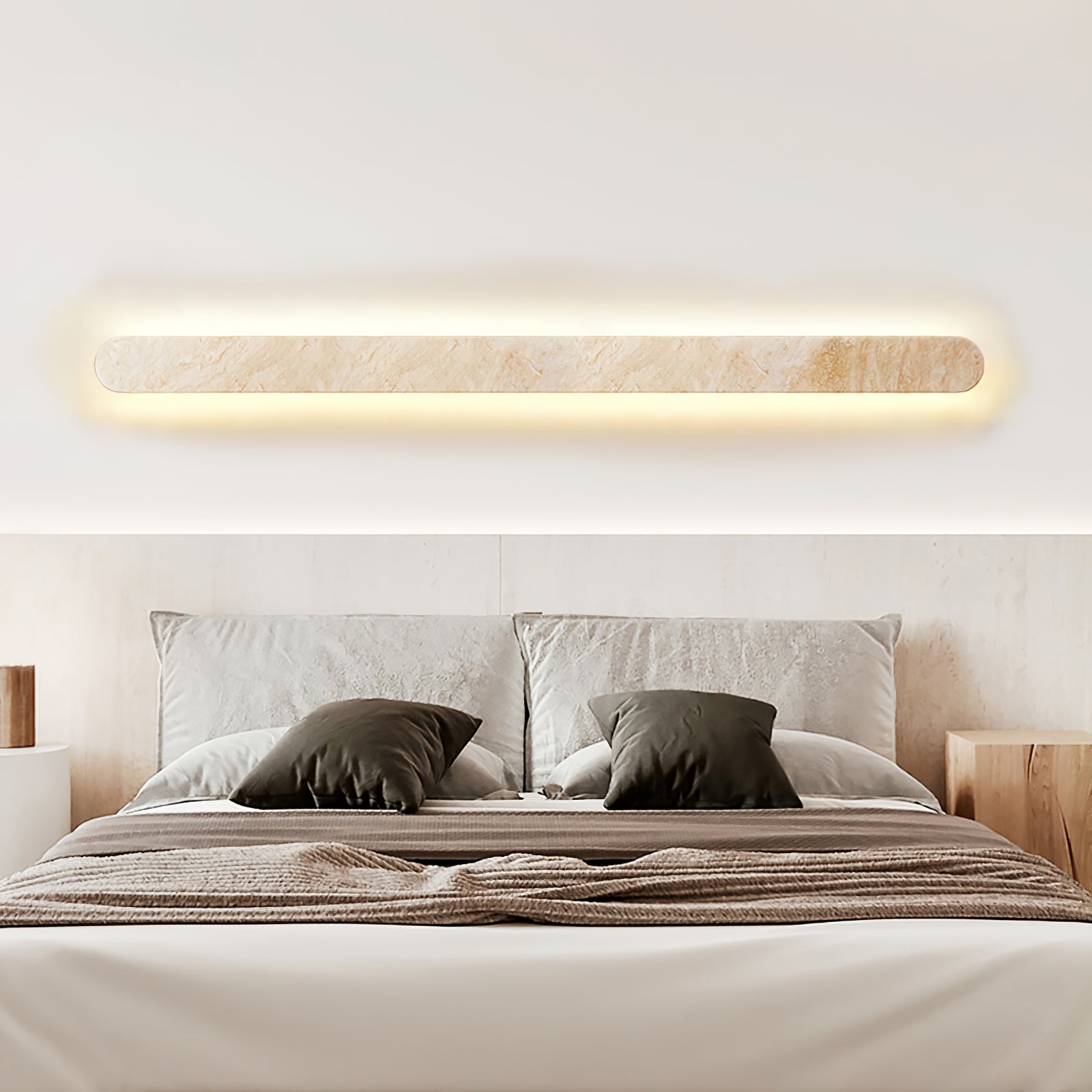 Elyndra Travertine Wall Light