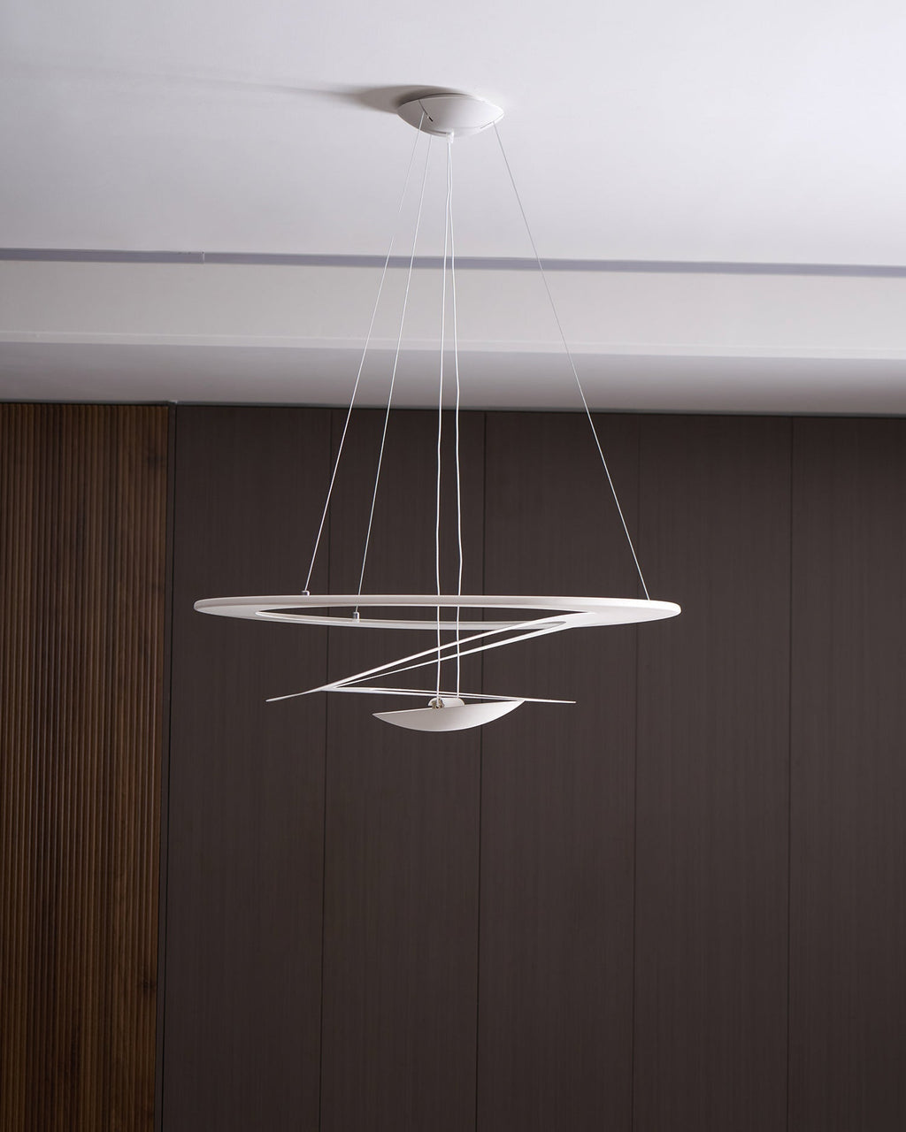 Liora Sleek Glow Pendant Light
