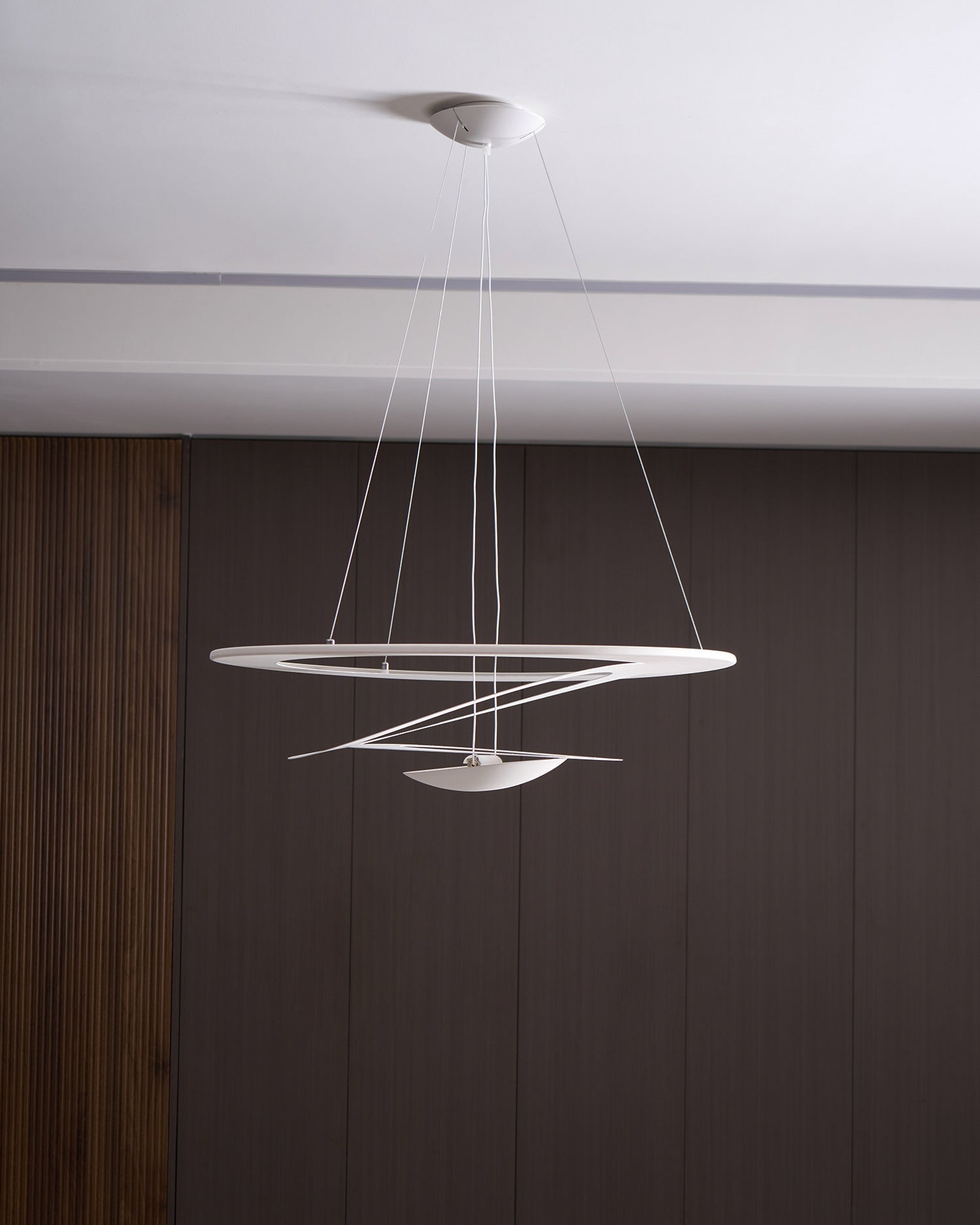 Liora Sleek Glow Pendant Light