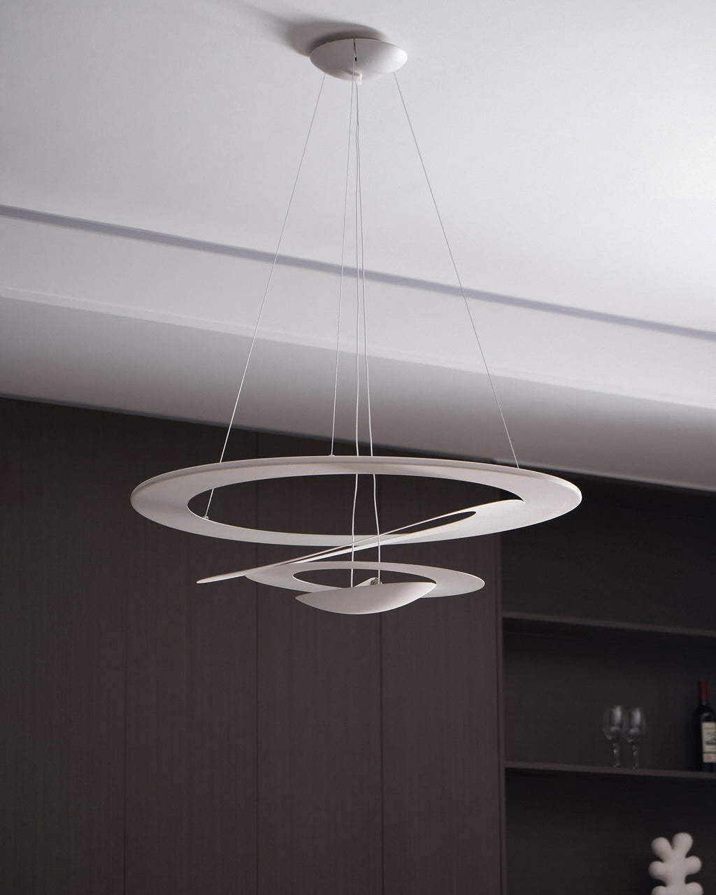 Liora Sleek Glow Pendant Light