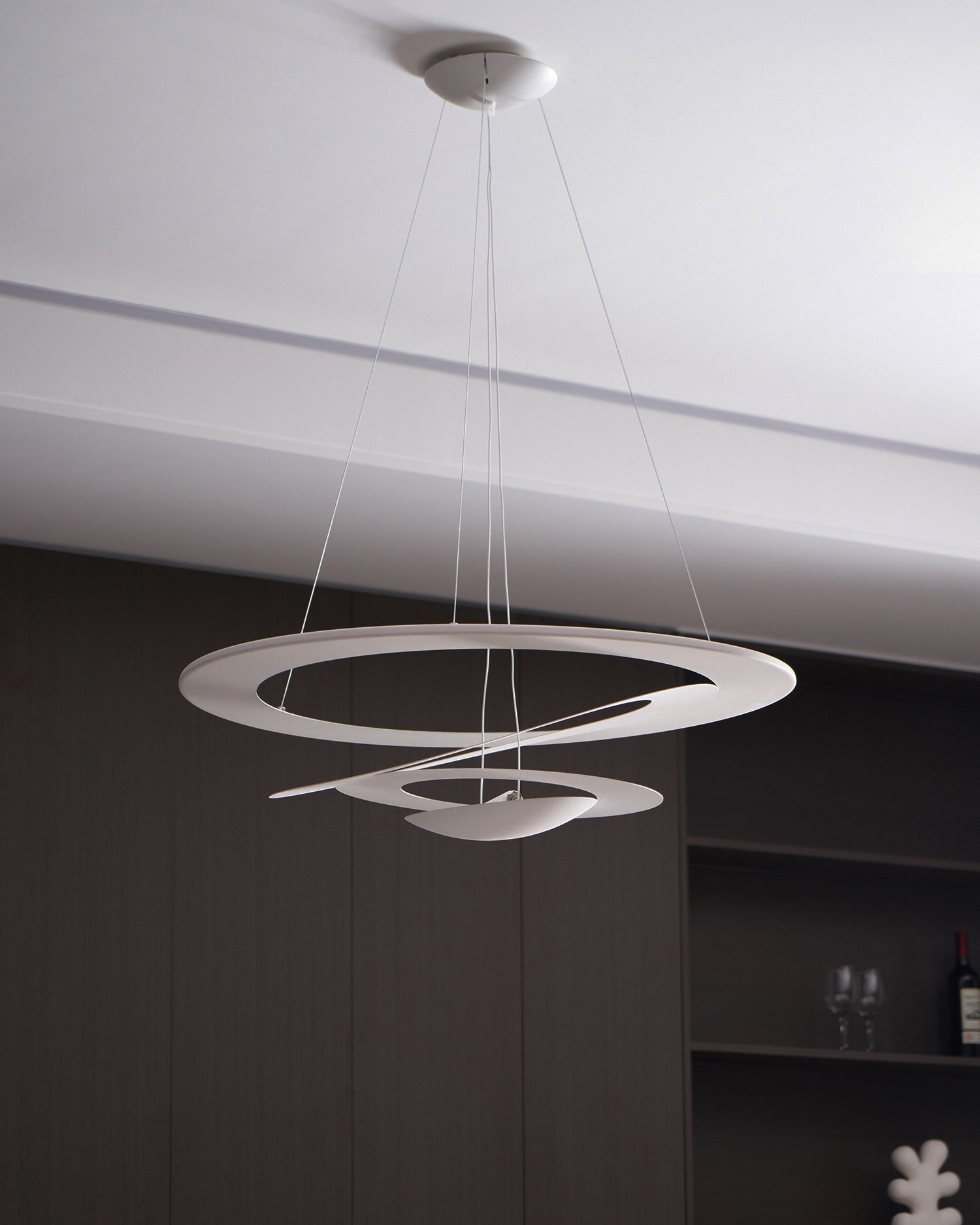 Liora Sleek Glow Pendant Light