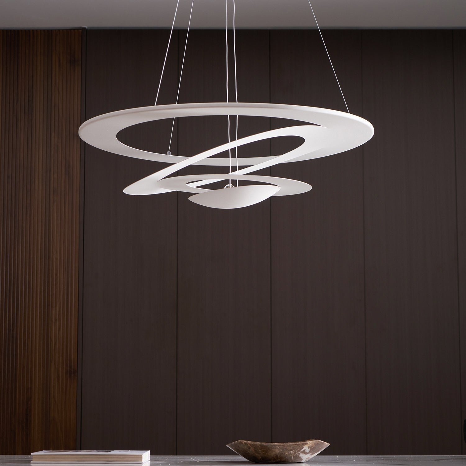 Liora Sleek Glow Pendant Light