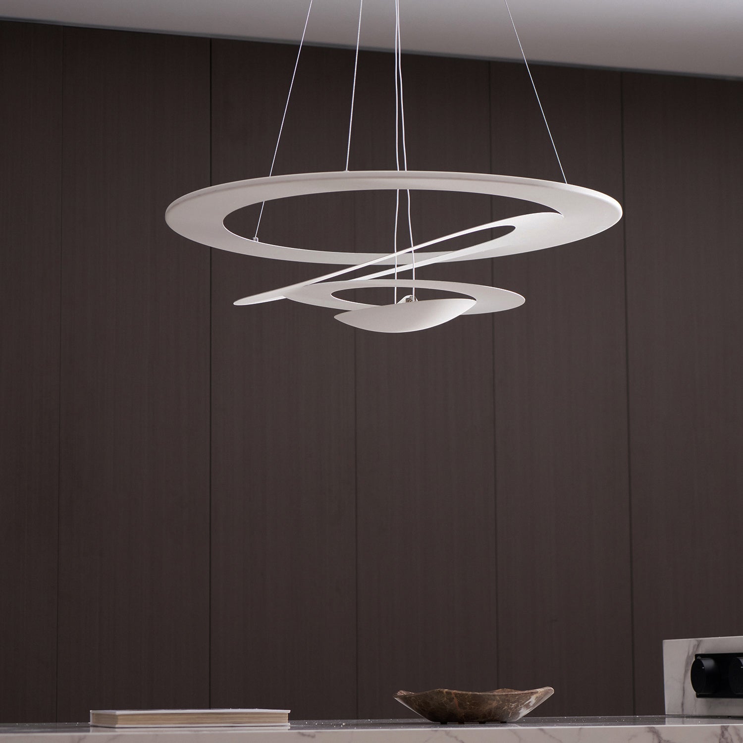 Liora Sleek Glow Pendant Light