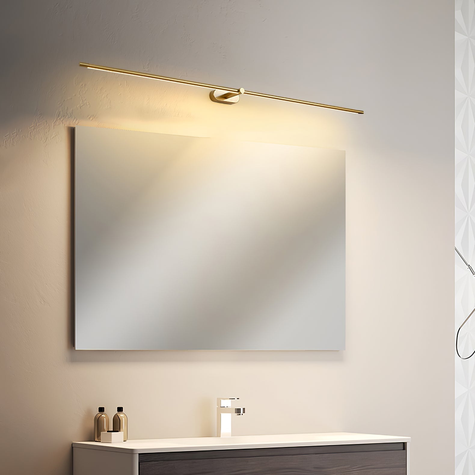 Lirica Minimalist Rechargeable Wall Lamp