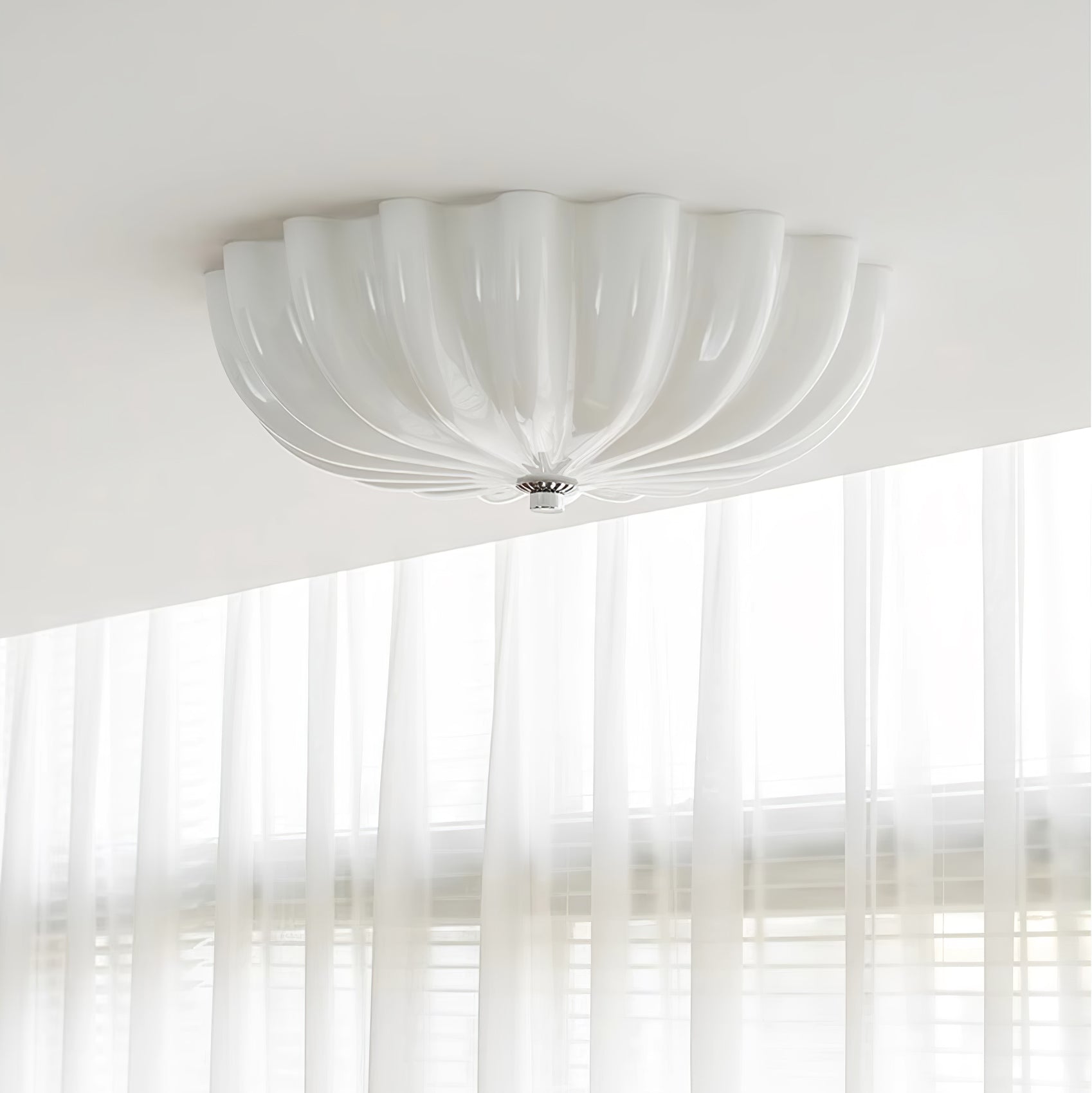 Luna Shell Glow Ceiling Lamp