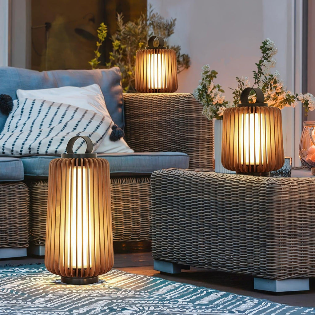 Lumara Outdoor Lantern