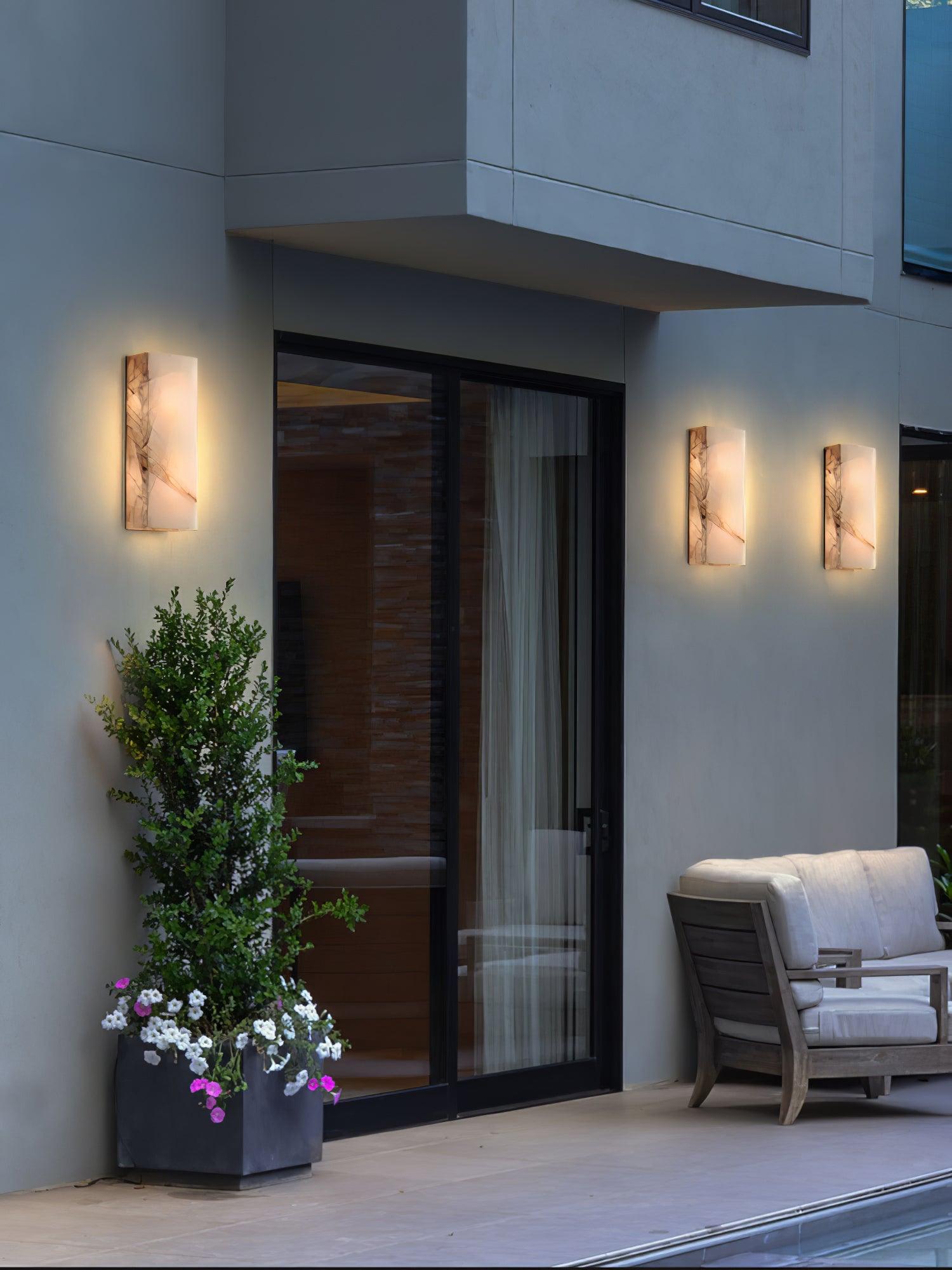 Alabryn GlowWall Outdoor Light