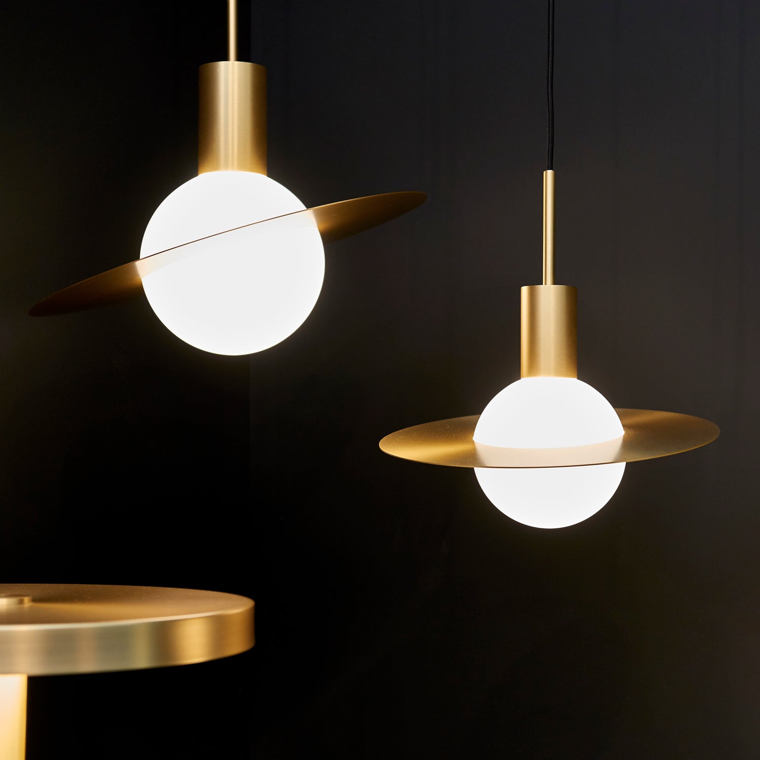 Solvex RefinedGlow Pendant Light