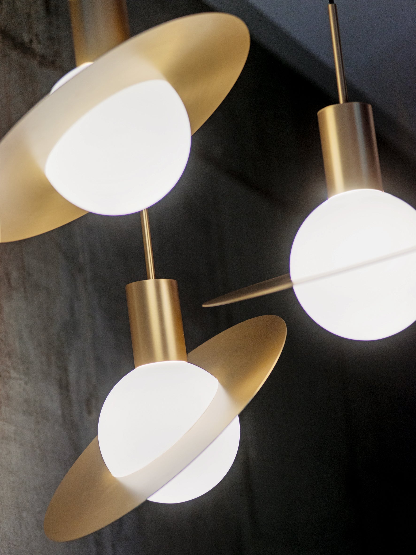 Solvex RefinedGlow Pendant Light