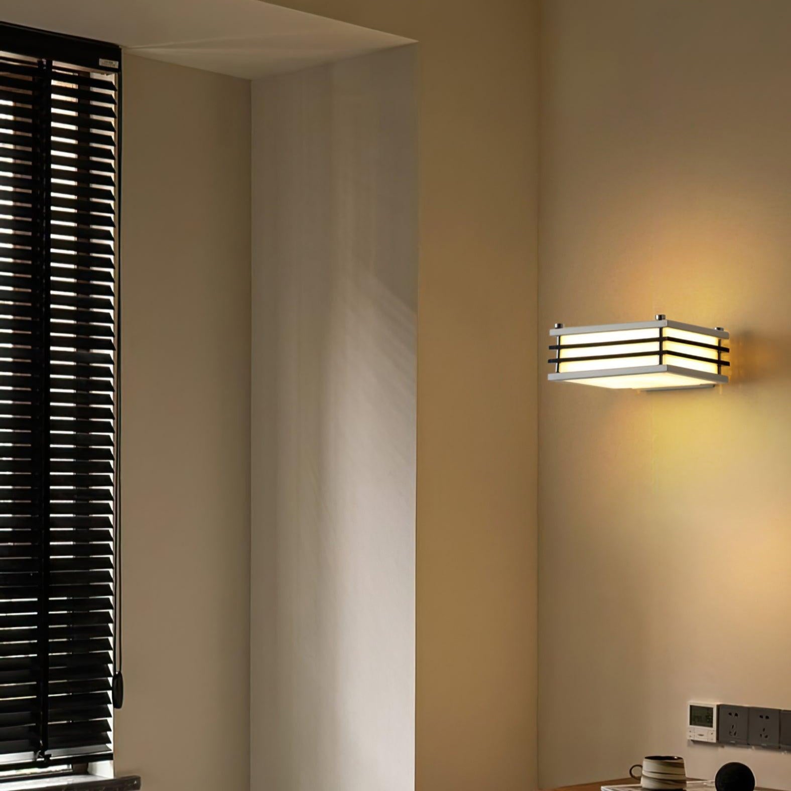 Sleek Radiance Wall Light