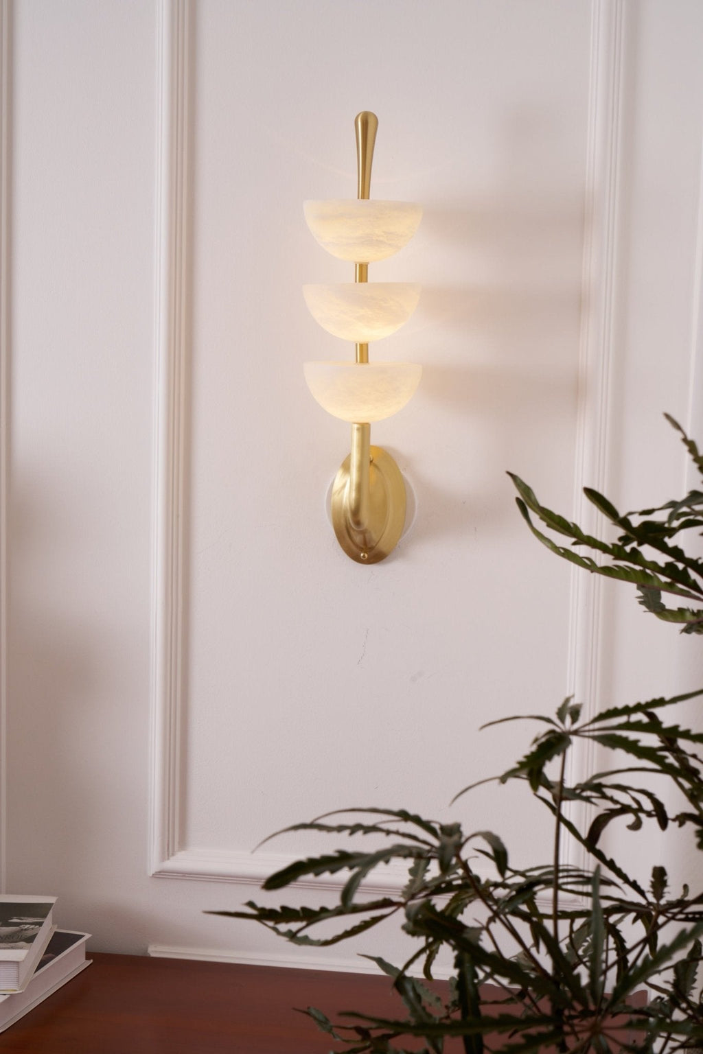 Alabaster Charm Wall Light
