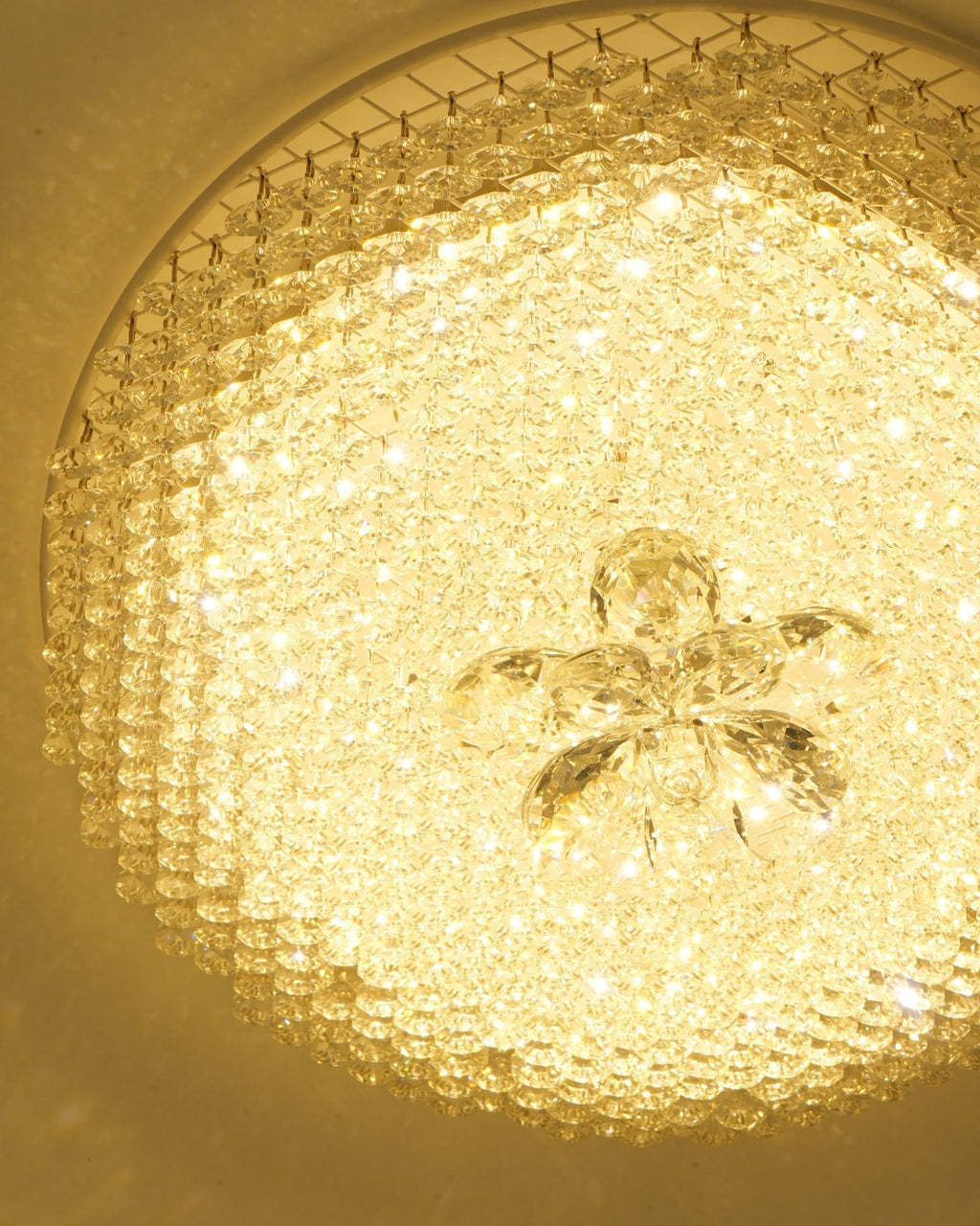 Aurivance GlowCrest Pendant Light Luminary