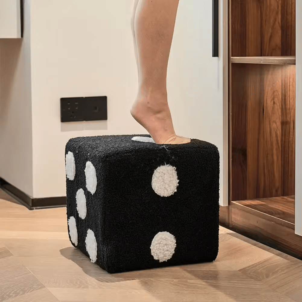 Cubara Dice Pouf