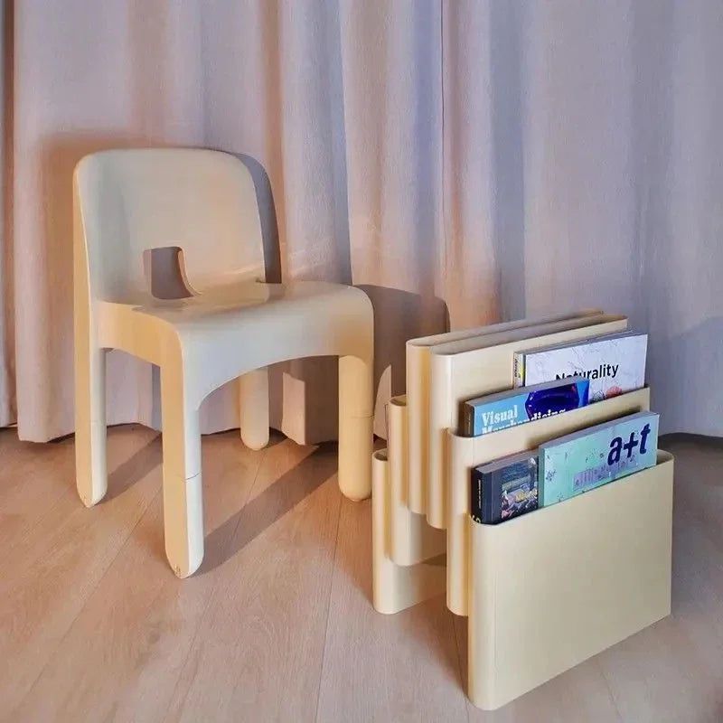 Urban Magazine Stand