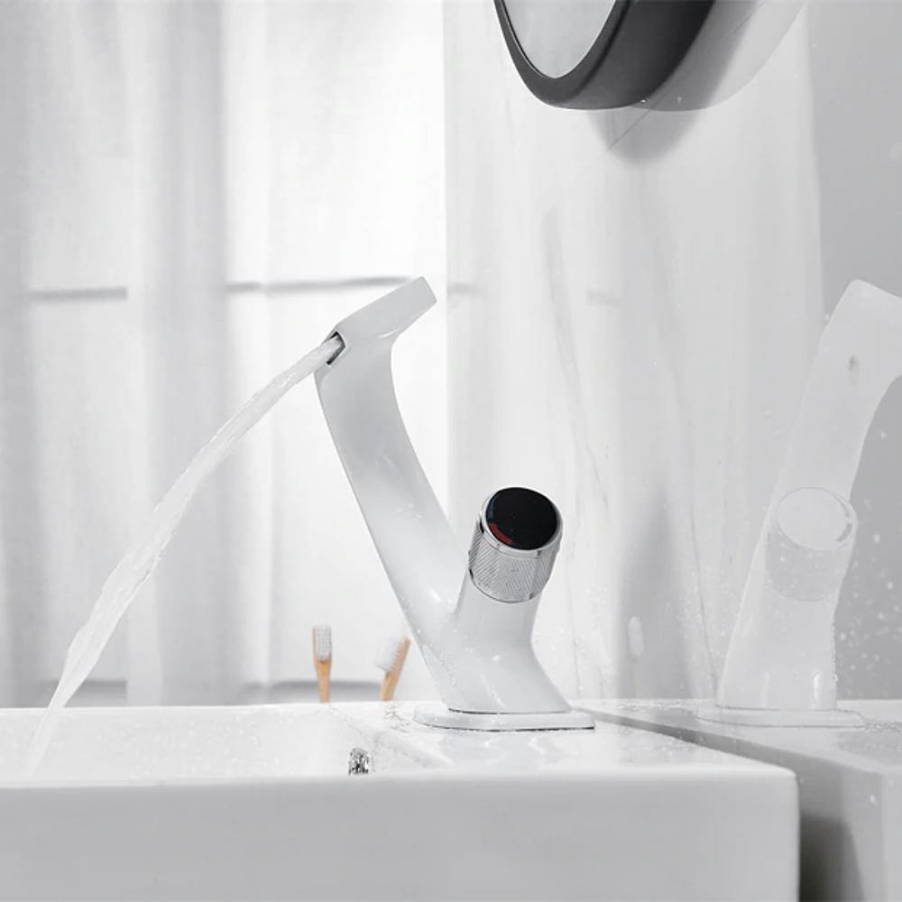 Elegant Bathroom Sink Tap | Waterfall Design