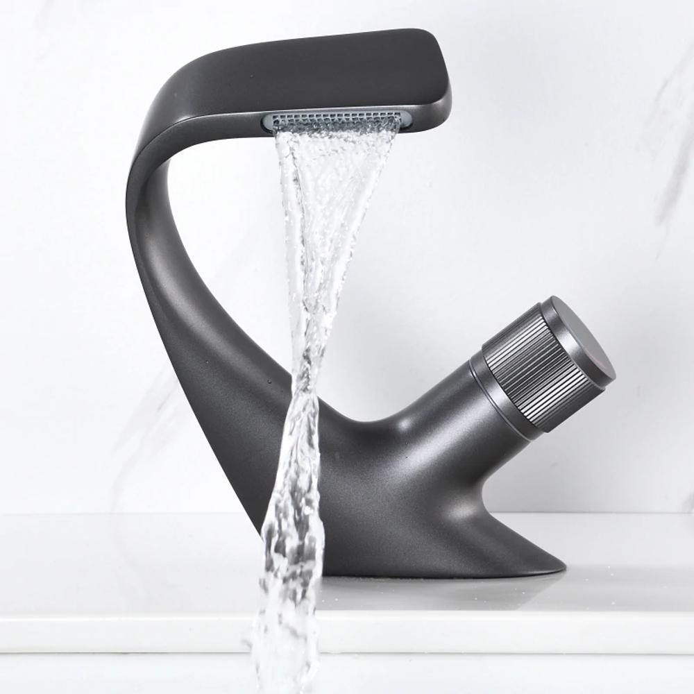 Elegant Bathroom Sink Tap | Waterfall Design