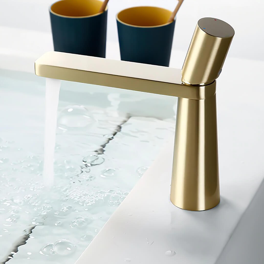 Minimalistic Bathroom Sink Faucet