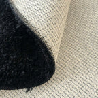Bold Figure 8 Non-Slip Rug