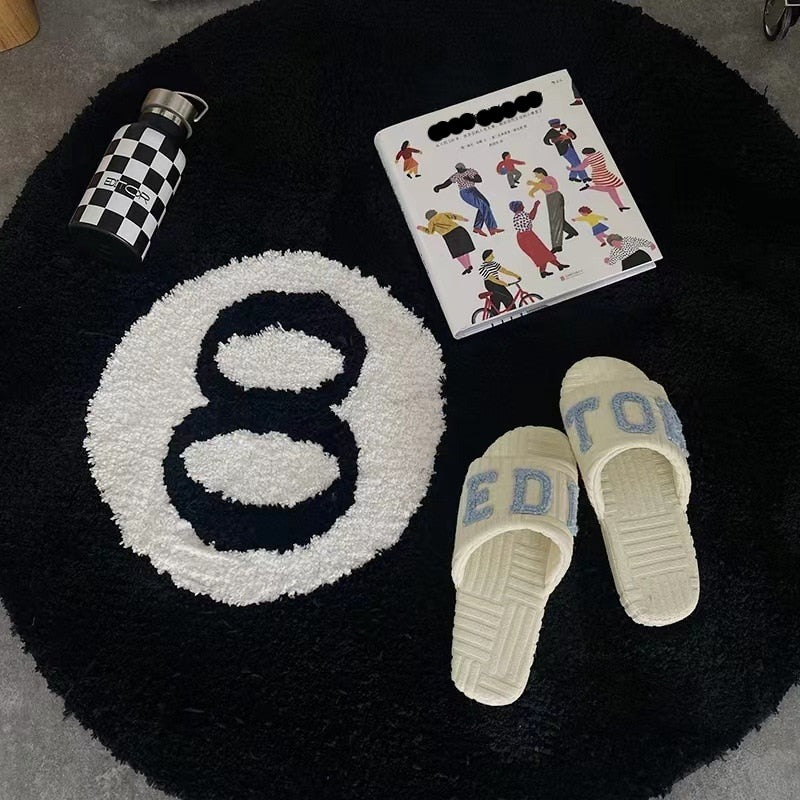 Bold Figure 8 Non-Slip Rug