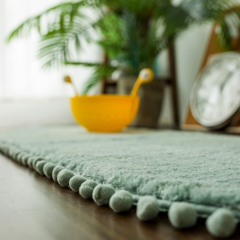 Non-Slip and Cozy Decorative Pompom Oval Rug