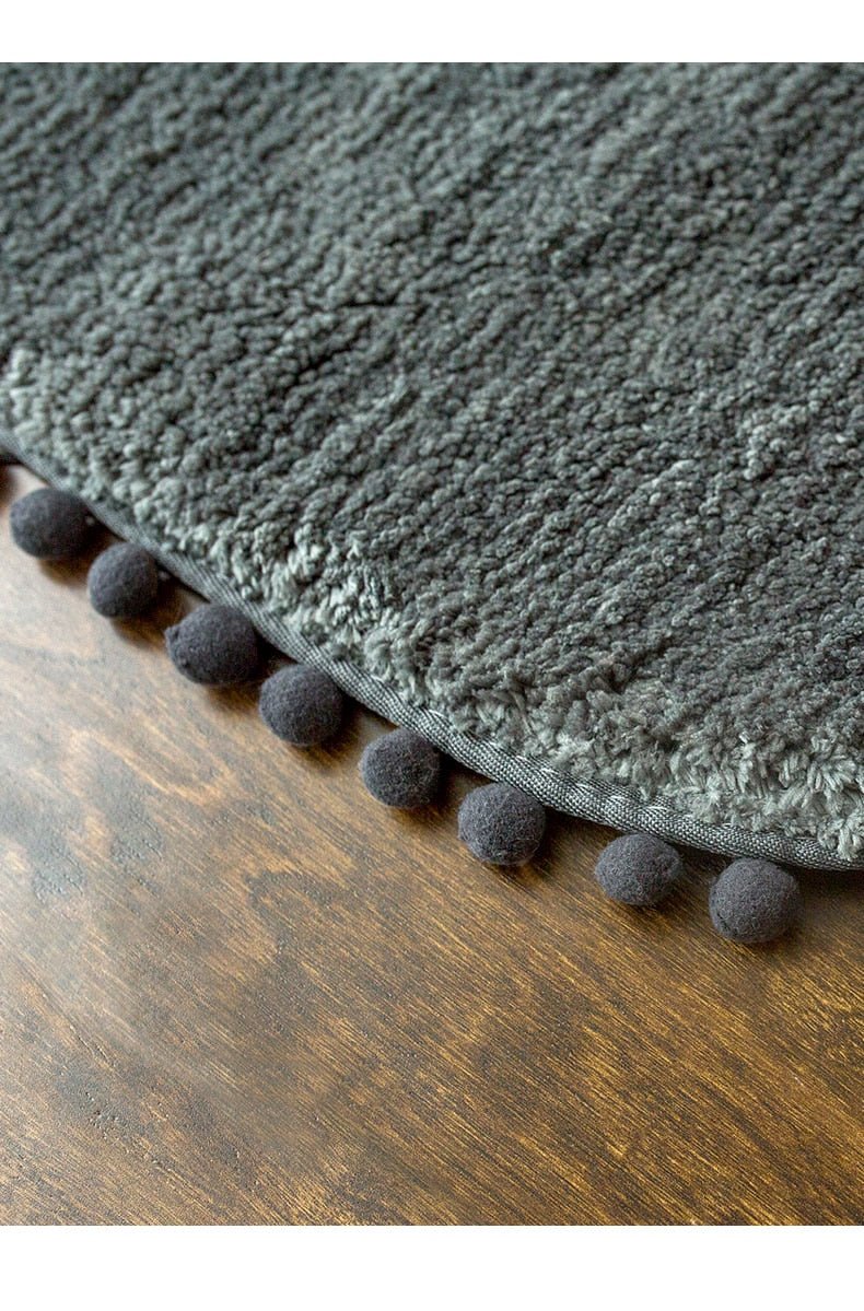 Non-Slip and Cozy Decorative Pompom Oval Rug