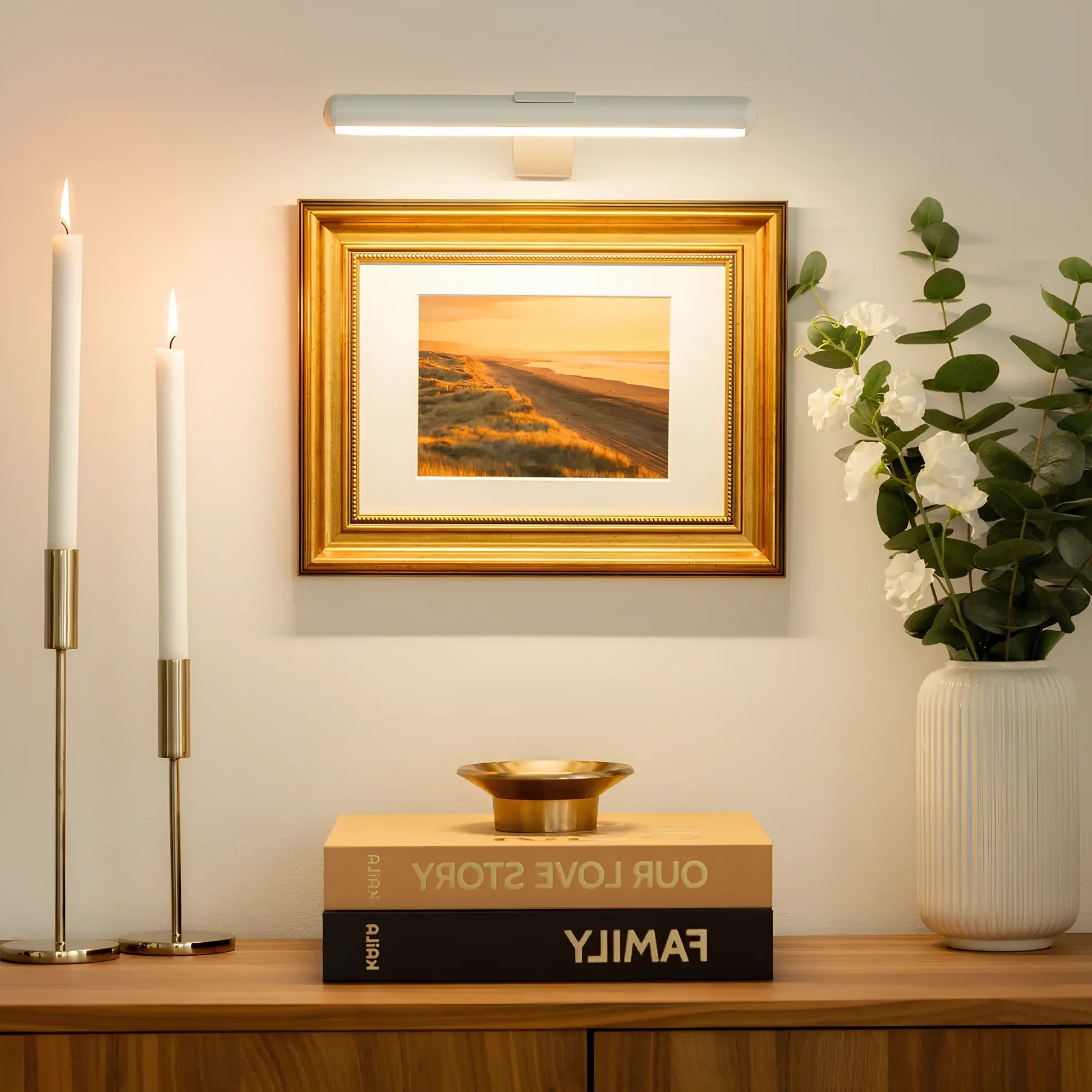 Rechargeable LED Artwork Light