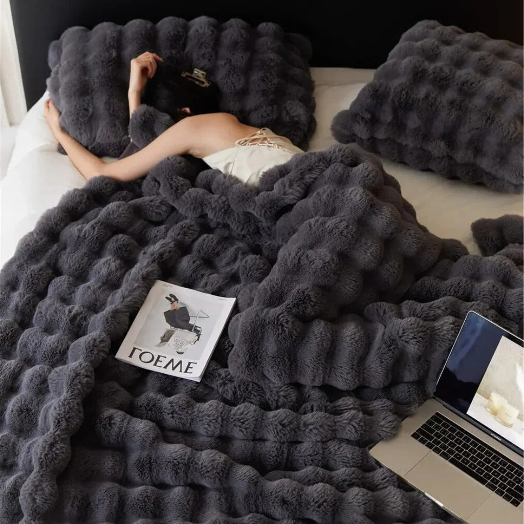 Cozy Fleece Blanket for Bed | Extra Soft & Oversized